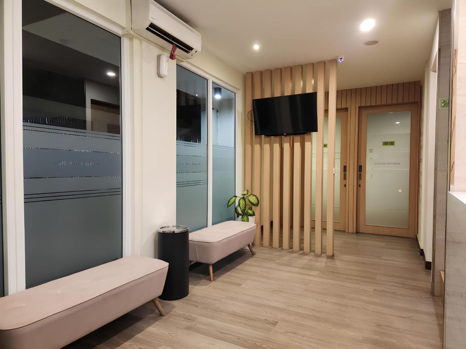 Whiz Capsule Hotel Thamrin Jakarta Luaran gambar